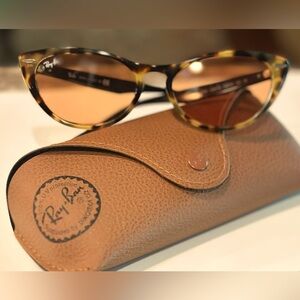 Ray Ban Nina! Great condition!